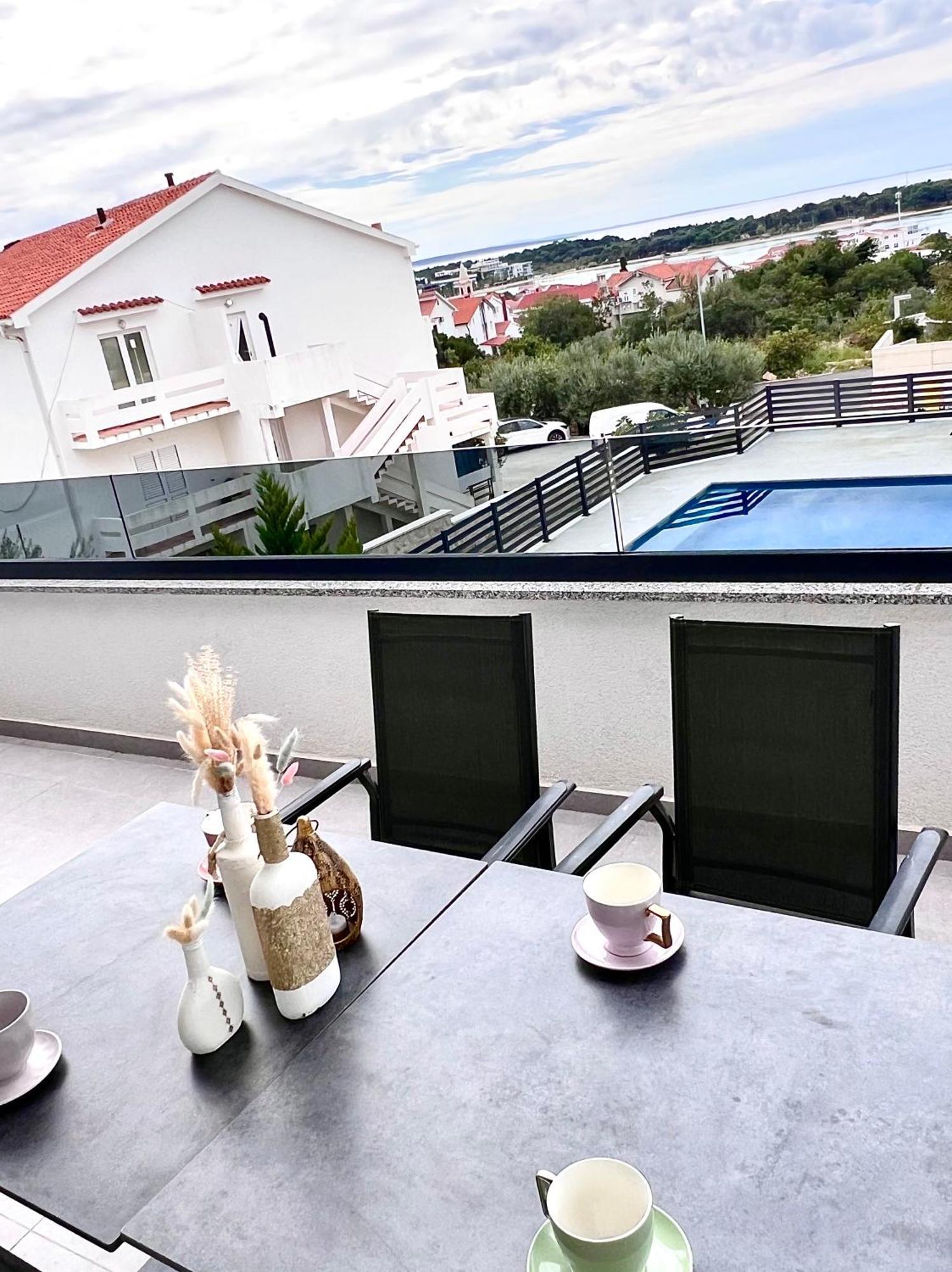 Boutique Hotel Ivy'Z Novalja Eksteriør bilde