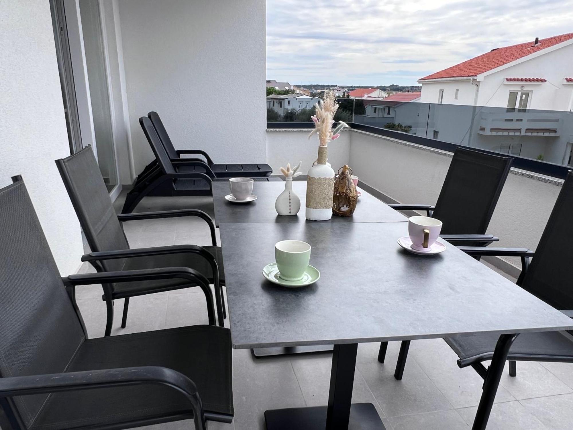 Boutique Hotel Ivy'Z Novalja Eksteriør bilde