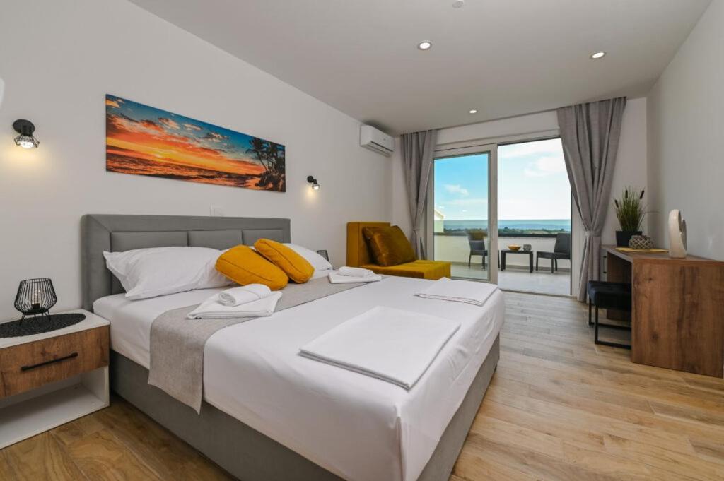 Boutique Hotel Ivy'Z Novalja Eksteriør bilde